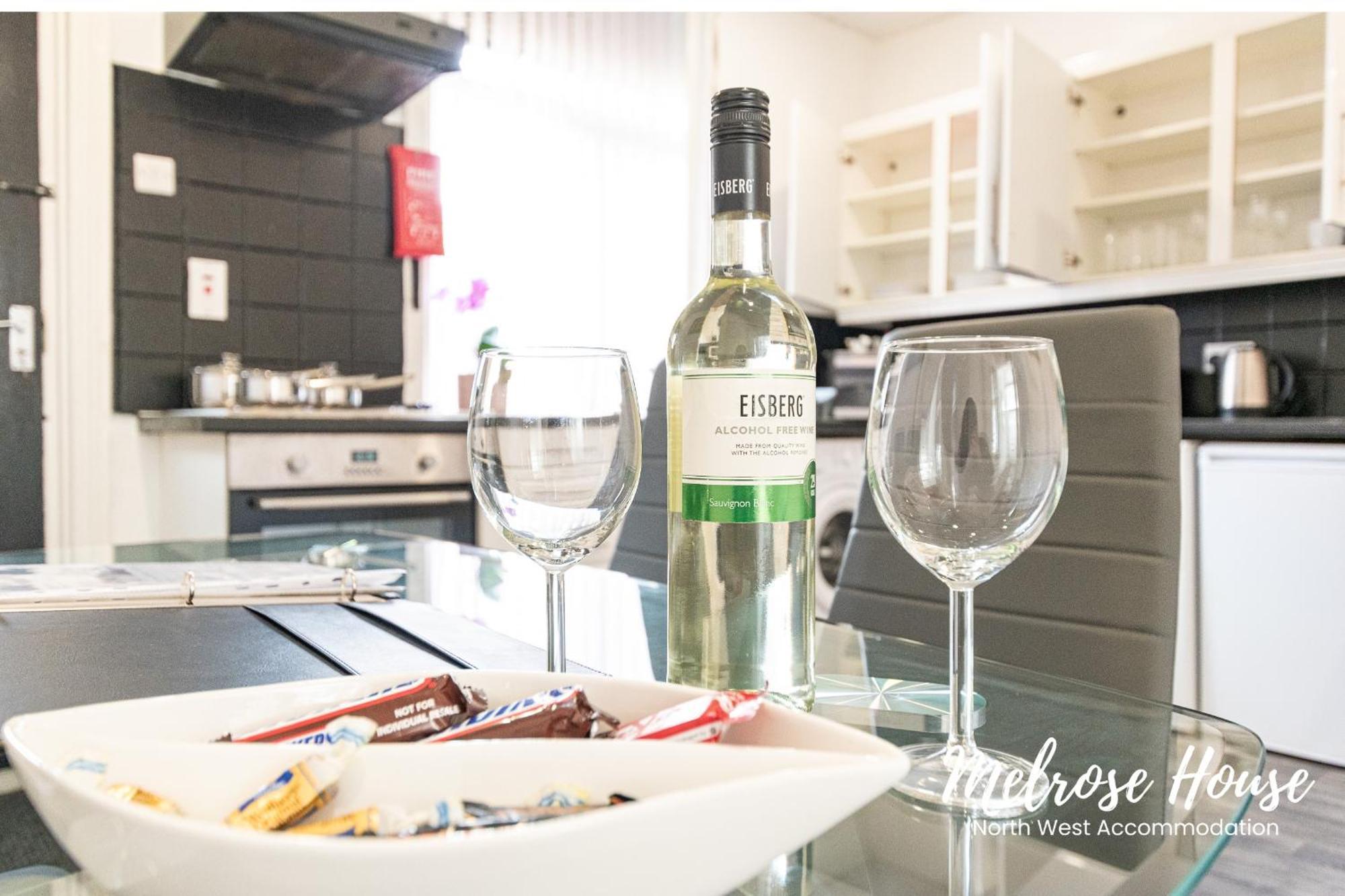 Manchester Work Stays 2Br Home With Parking & Wifi 外观 照片