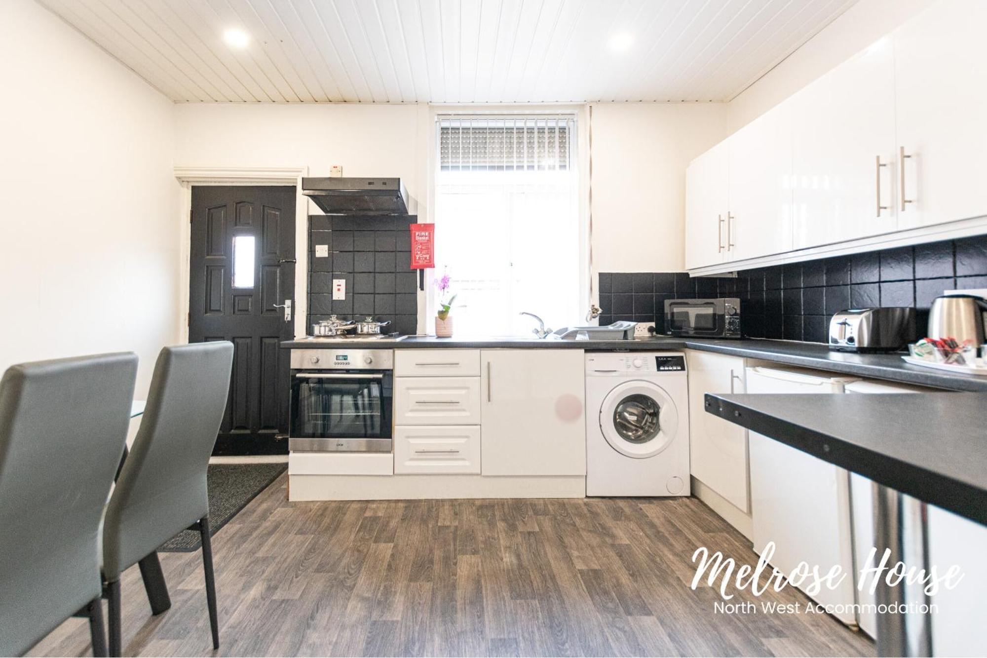 Manchester Work Stays 2Br Home With Parking & Wifi 外观 照片