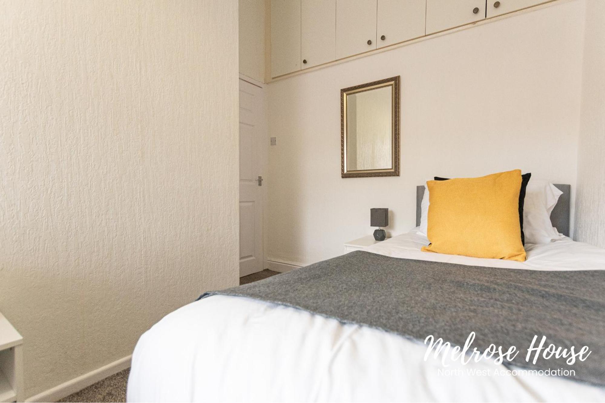 Manchester Work Stays 2Br Home With Parking & Wifi 外观 照片