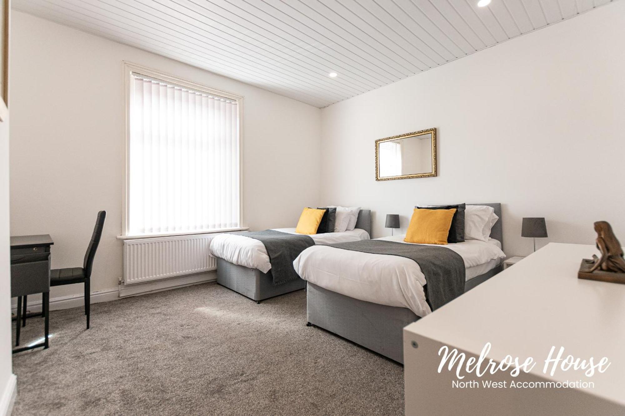 Manchester Work Stays 2Br Home With Parking & Wifi 外观 照片