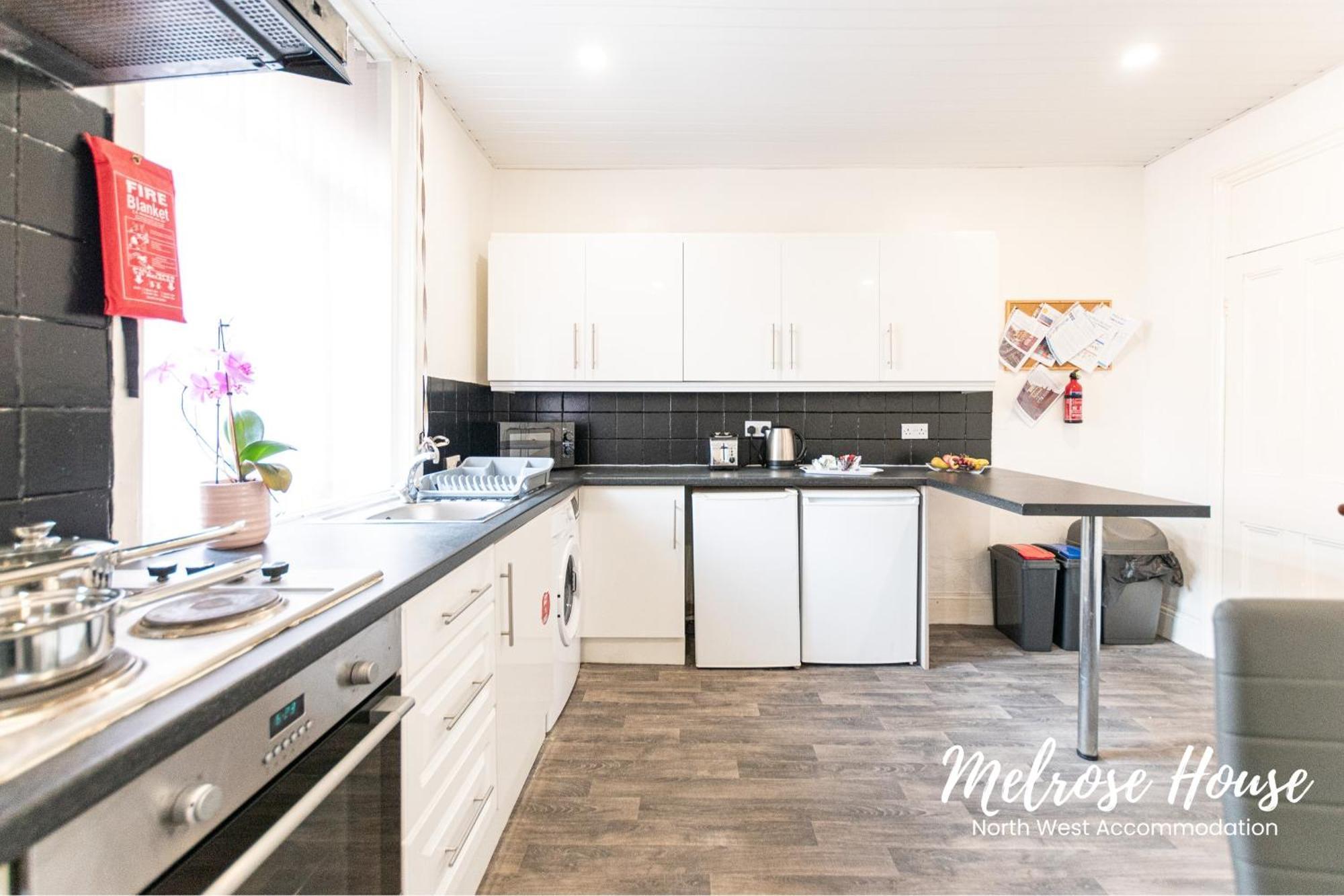 Manchester Work Stays 2Br Home With Parking & Wifi 外观 照片