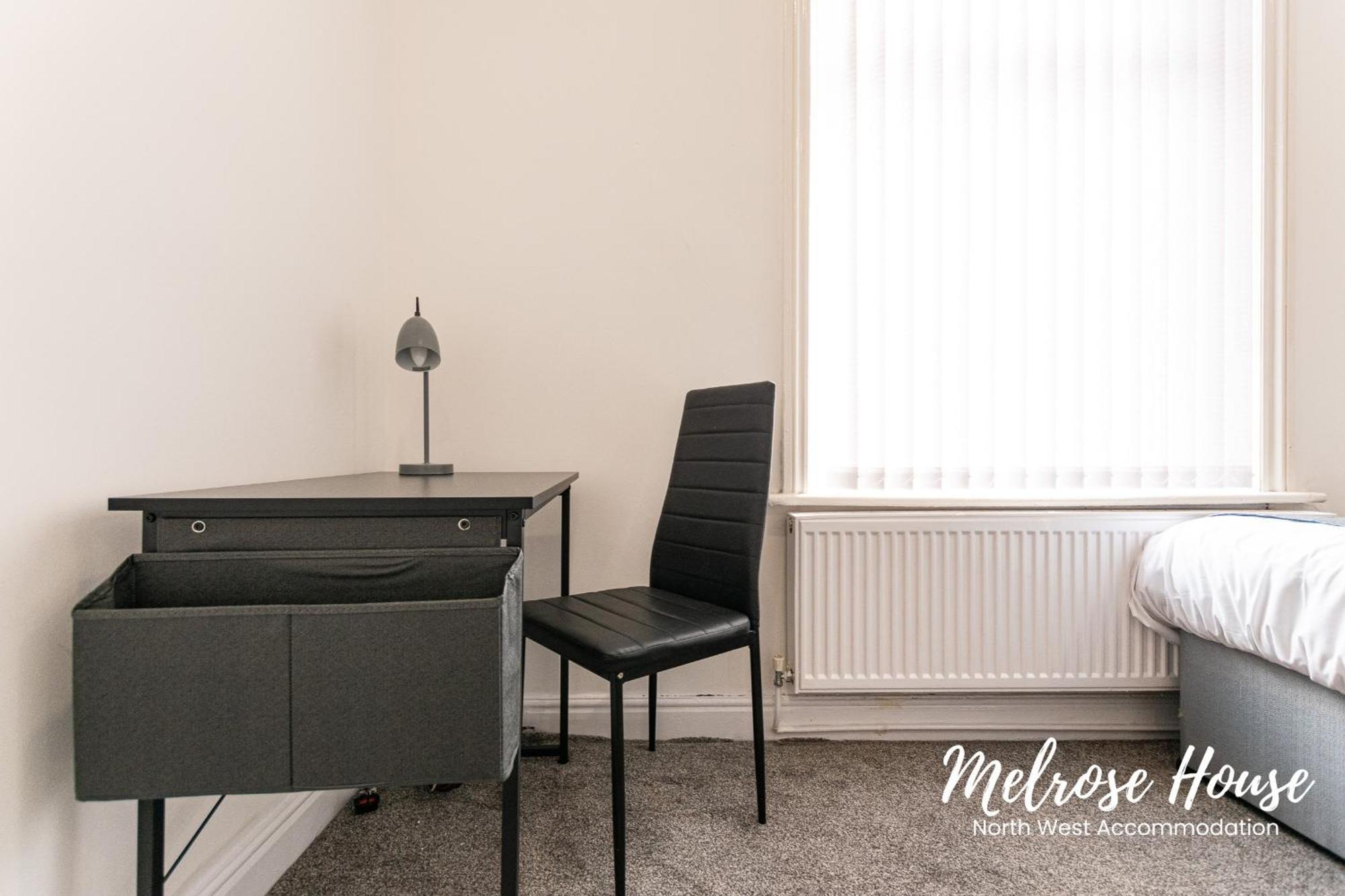 Manchester Work Stays 2Br Home With Parking & Wifi 外观 照片